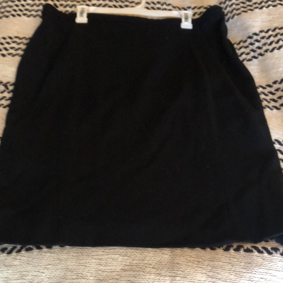 Armani Callezioni Skirt - Picture 2 of 9